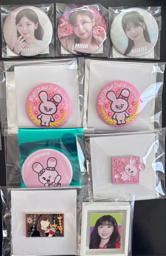 NiziU みいひ 缶バッジ メキハピ〜AWAKEまで全て - メルカリ