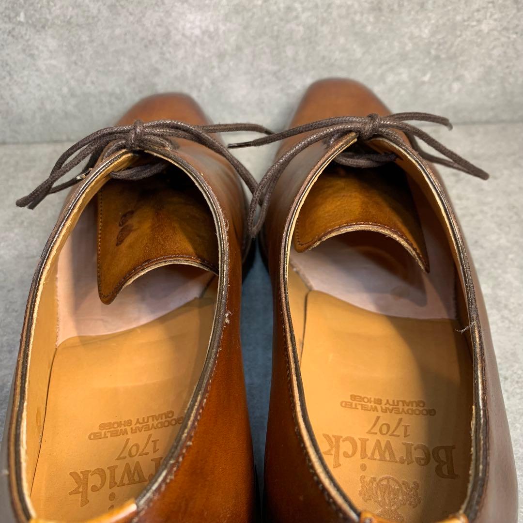 【極美品】Berwick バーウィック 2429 ホールカット 25.5cm