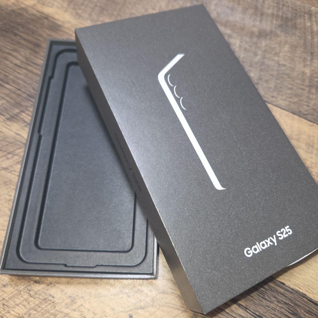 Galaxy S25 箱のみ + USBケーブル + 説明書 - メルカリ
