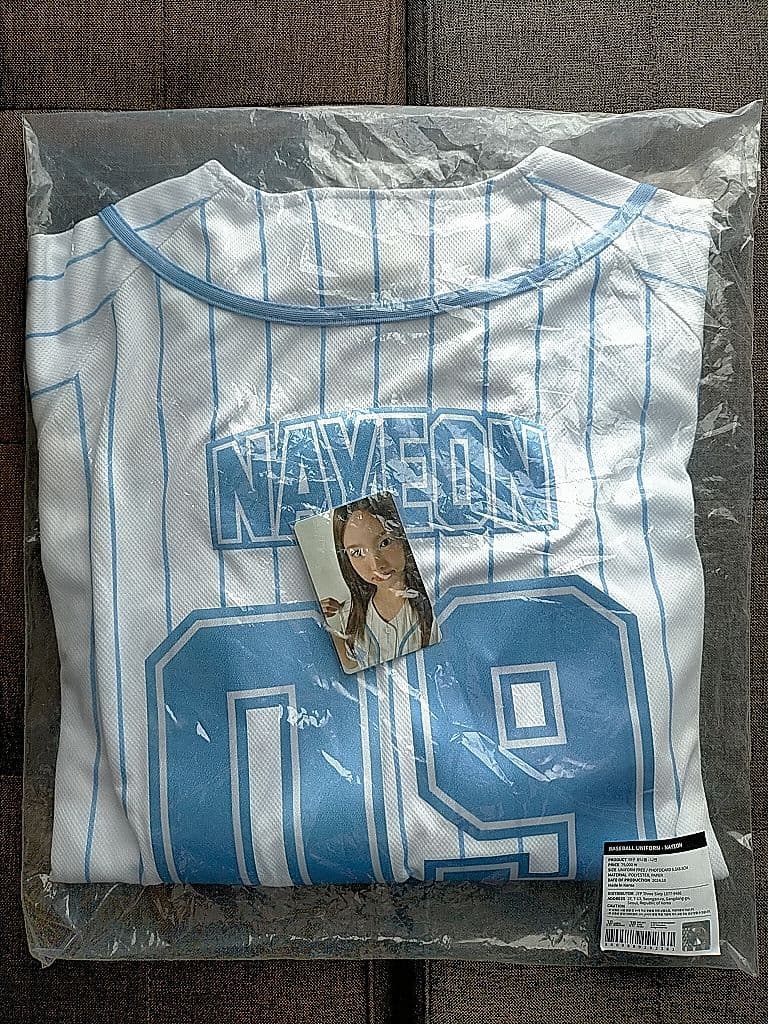 ૮*ა様 新品未開封 twice ナヨン ユニフォーム トレカ HOME9ROU