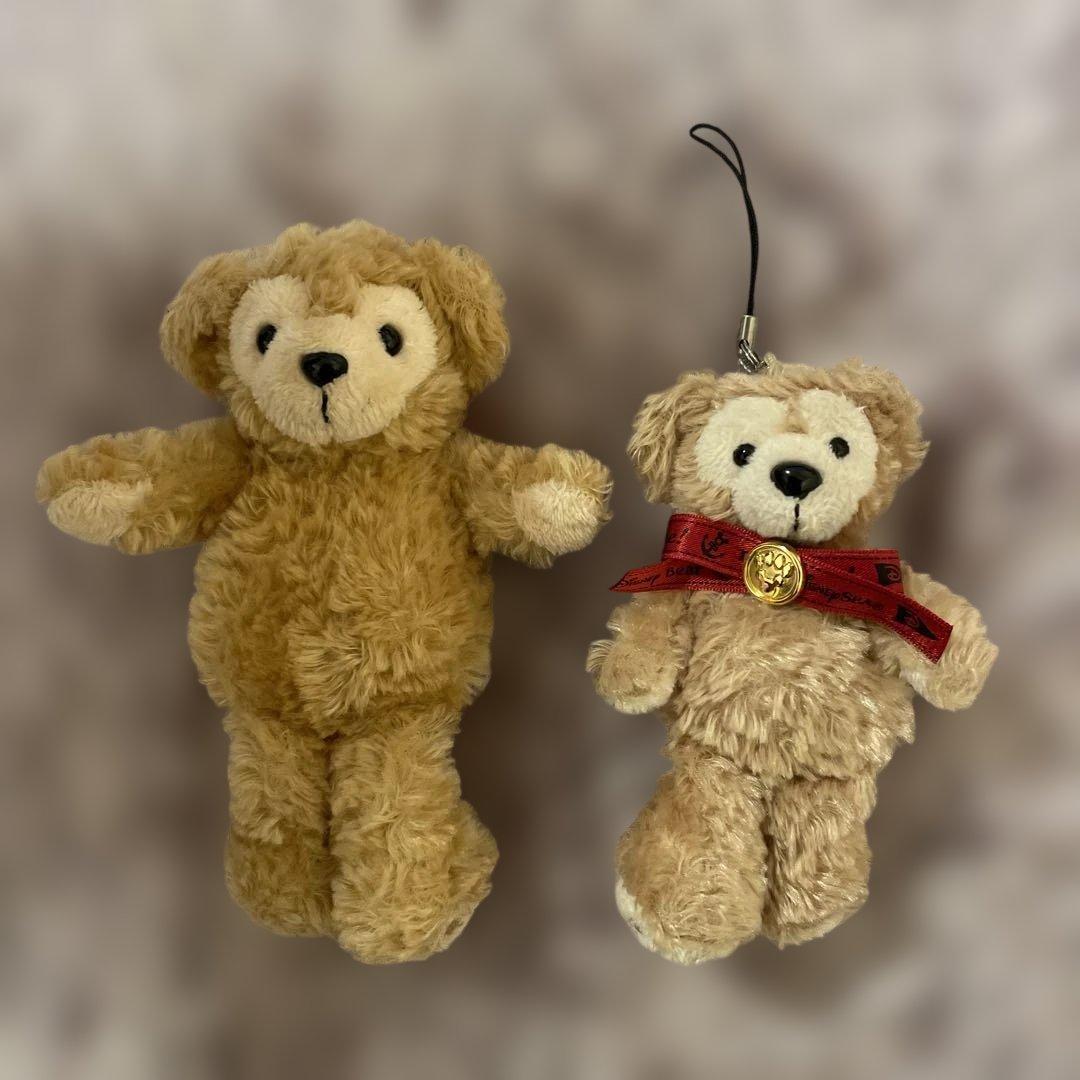 ダッフィー 初期 ぬいぐるみ バッジ・ストラップ - メルカリ