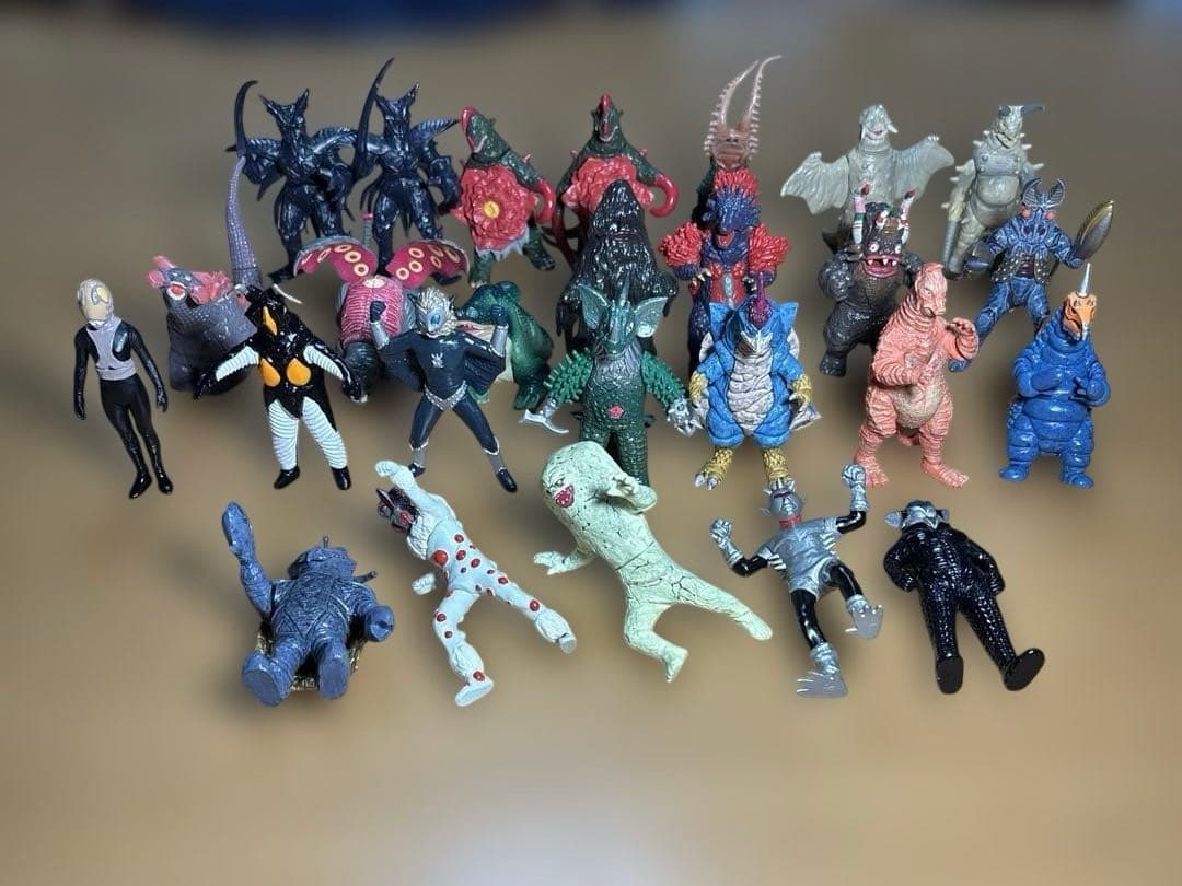 HGシリーズ ウルトラマン 怪獣まとめ売り 26体セット フィギュア