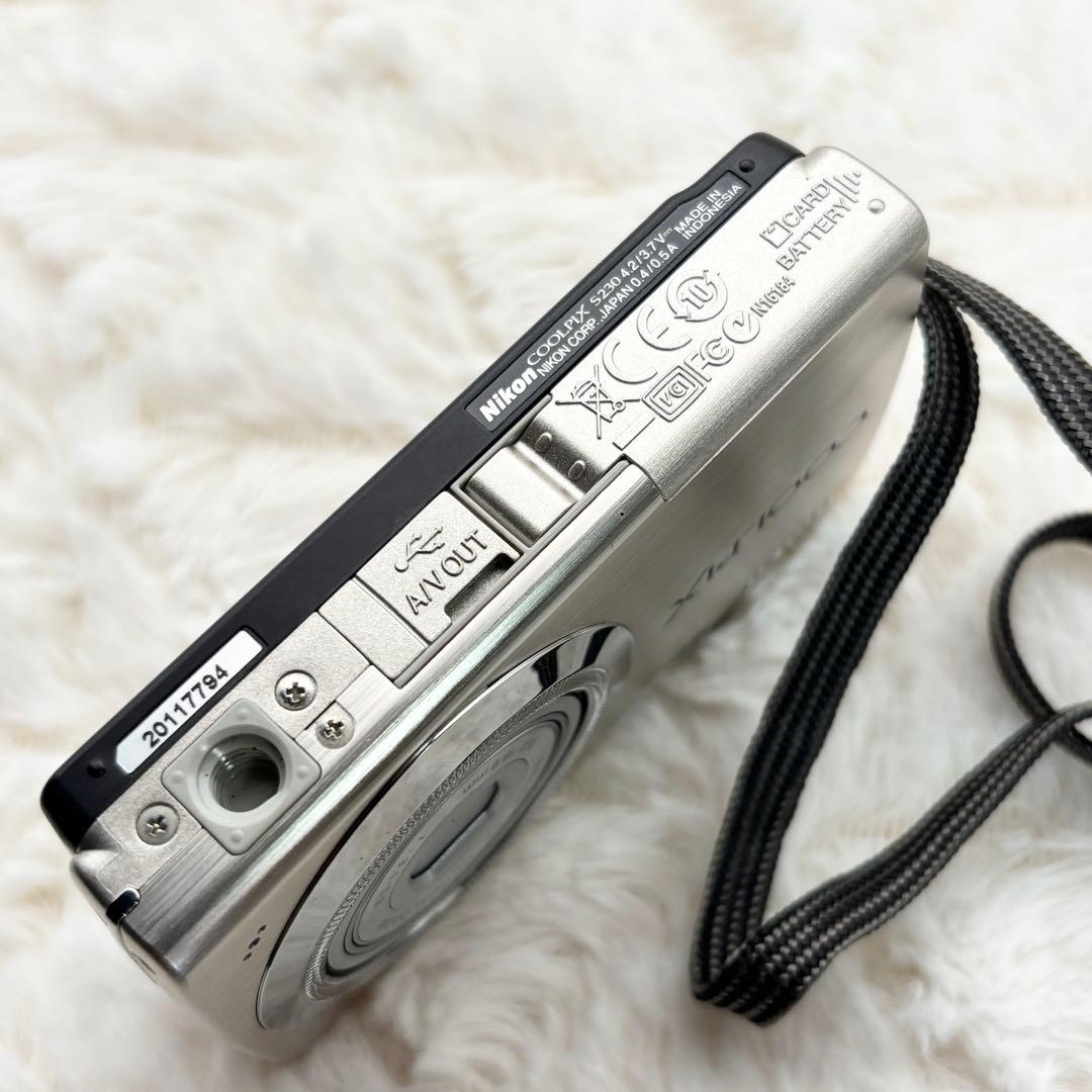 美品 Nikon COOLPIX S230 シルバー 訳あり Nikon デジタルカメラ