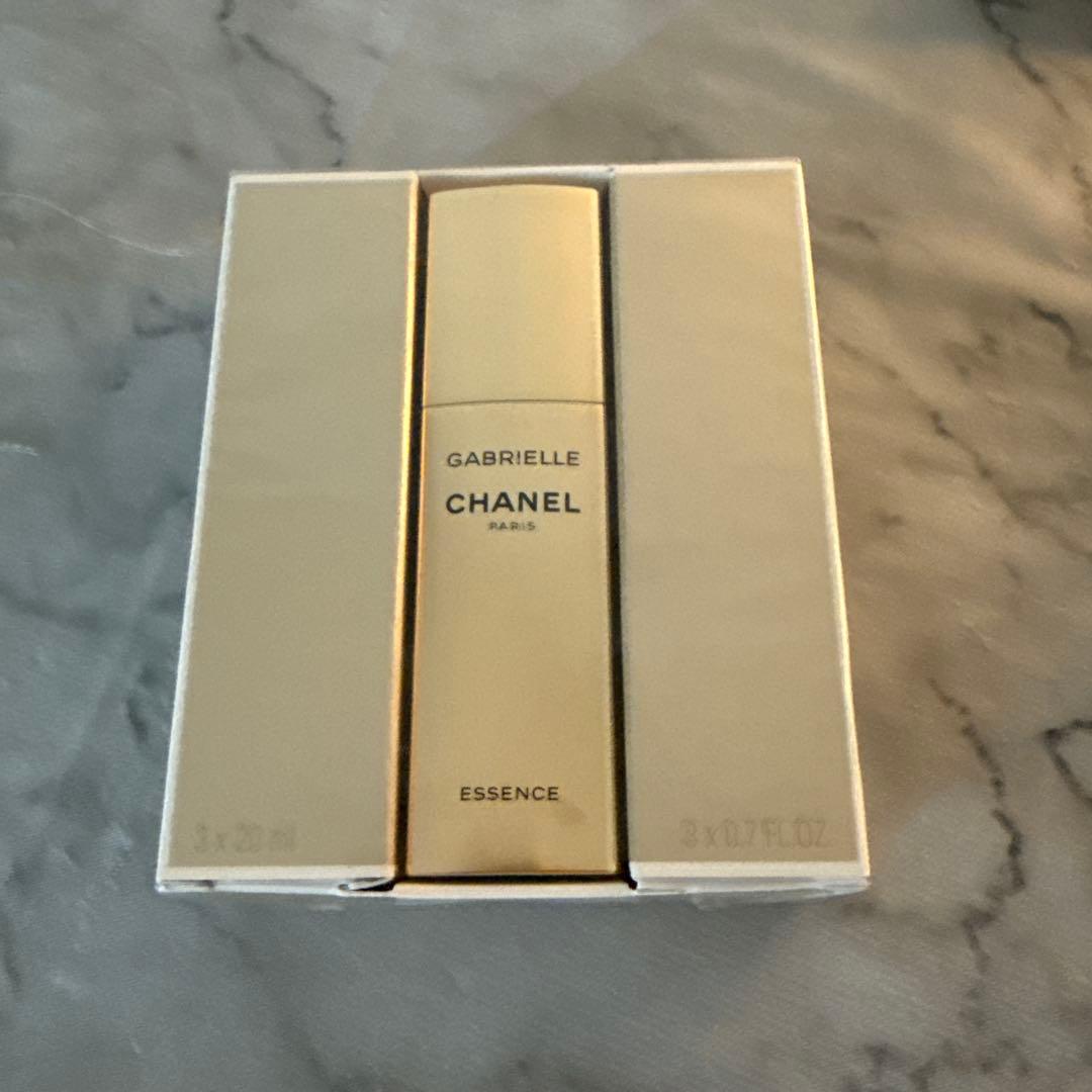 CHANEL GABRIELLE ESSENCE 3本セット GABRIELLE CHANEL ESSENCE Eau de Parfum Twist and Spray (EDP) - 3 x