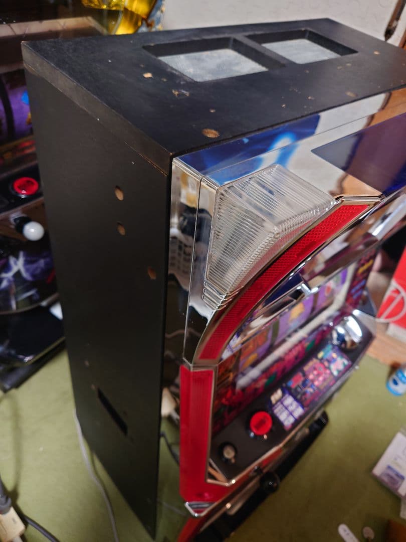 引き取り限定】パチスロ 4号機 初代北斗の拳(ユリアパネル) 実機