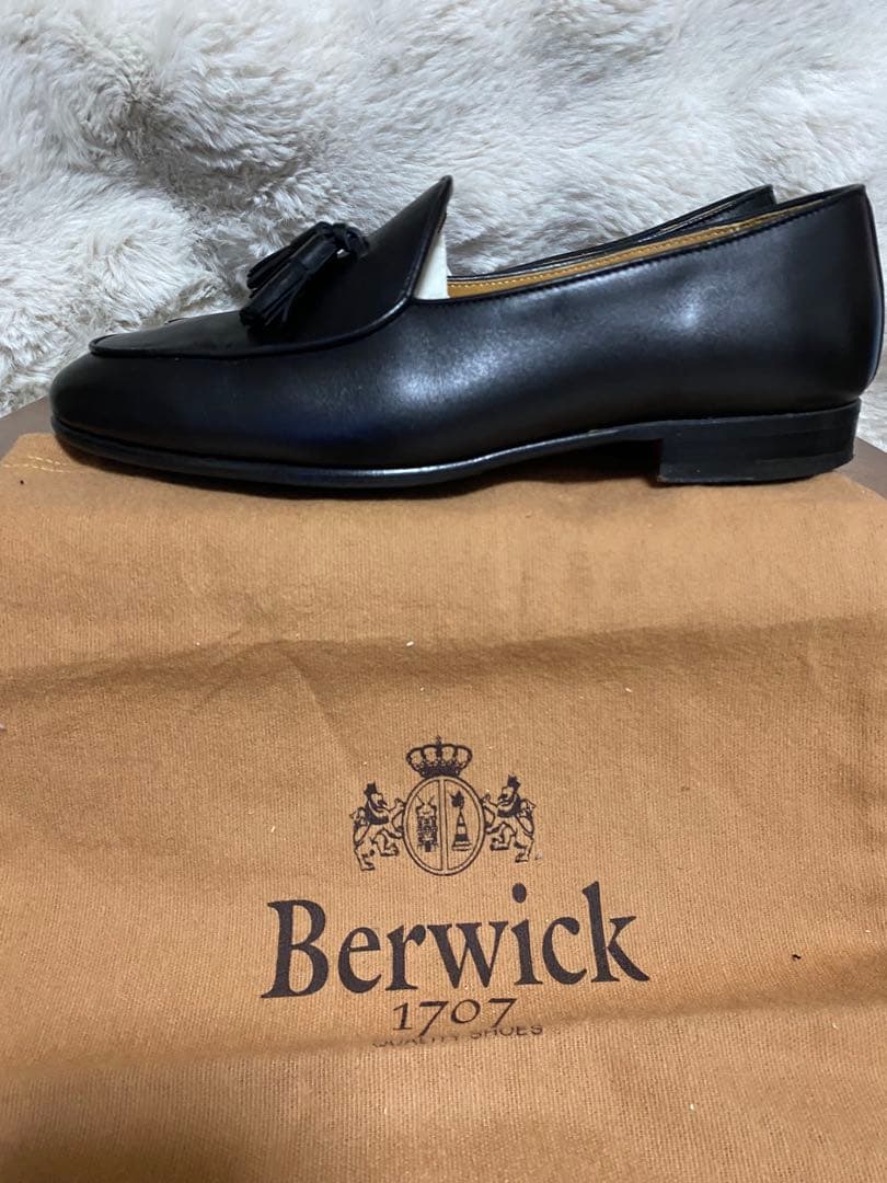 タイムセールBerwick ブラック タッセルローファー39 - メルカリ