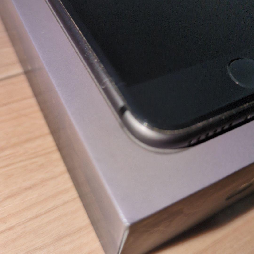 iPhone8 64GB スペースグレー 本体と純正箱付き - メルカリ