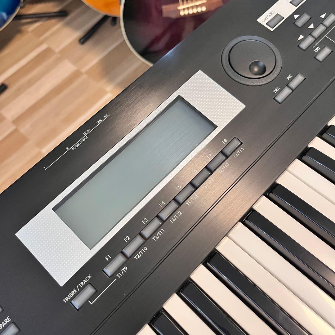 10317】 希少品 KORG TR76 シンセサイザー名機 - メルカリ
