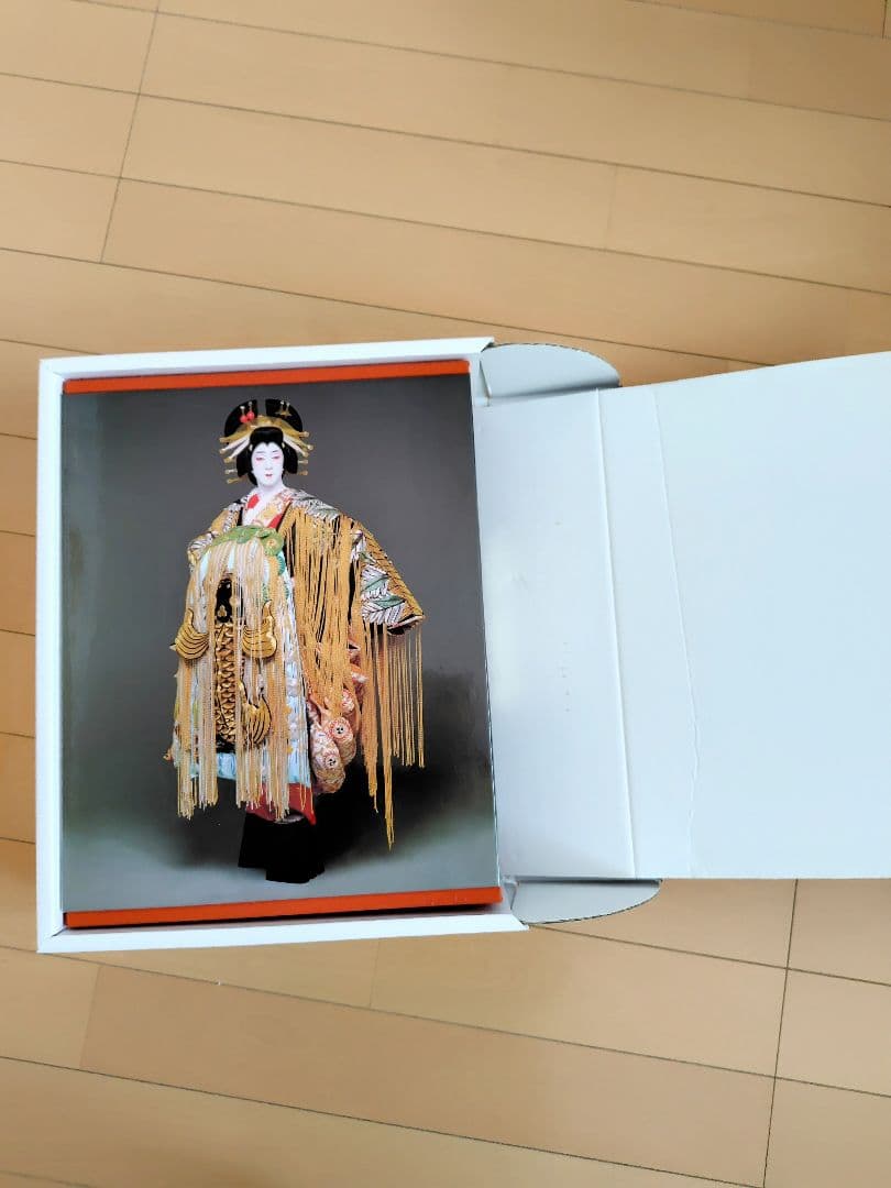 美品】五代目 坂東玉三郎写真集 篠山紀信撮影 講談社 - メルカリ