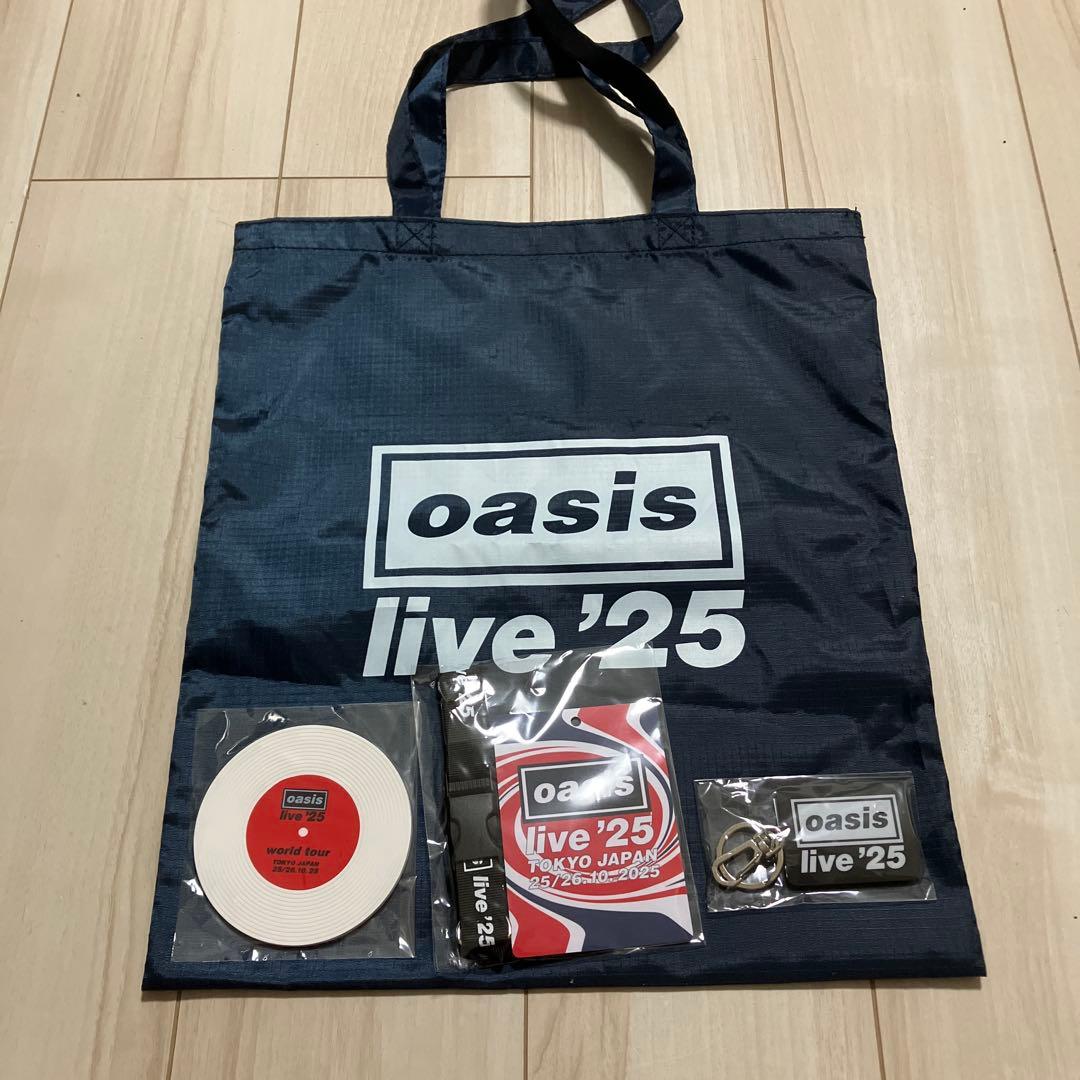 oasis live 25 VIP席限定 グッズ オアシス - メルカリ