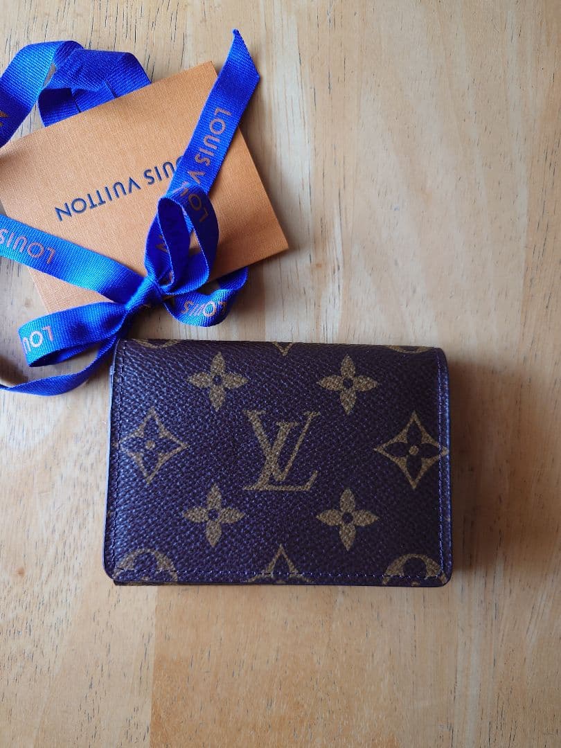 超美品　ルイヴィトン　カードケース コンパクトで便利♪ギフトにも◎】ルイヴィトン カードケース (Louis