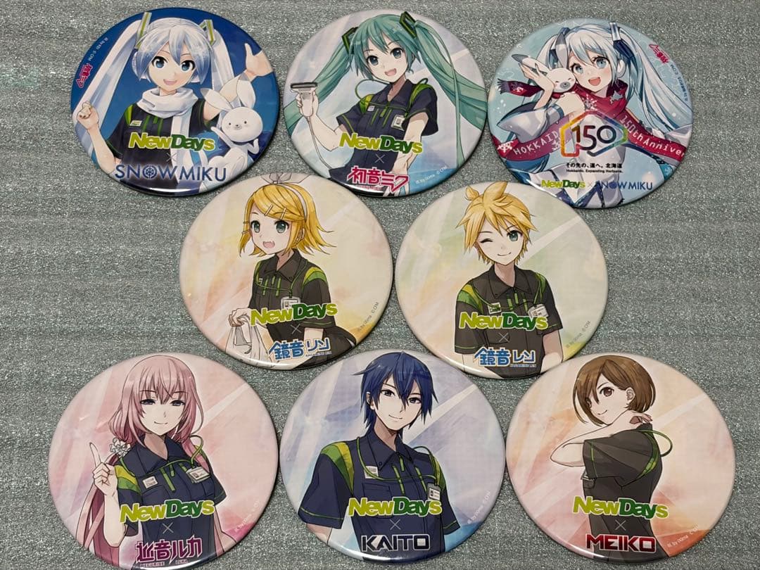 初音ミク トレーディング缶バッジ 全8種セット Newdays ナツキタ2018