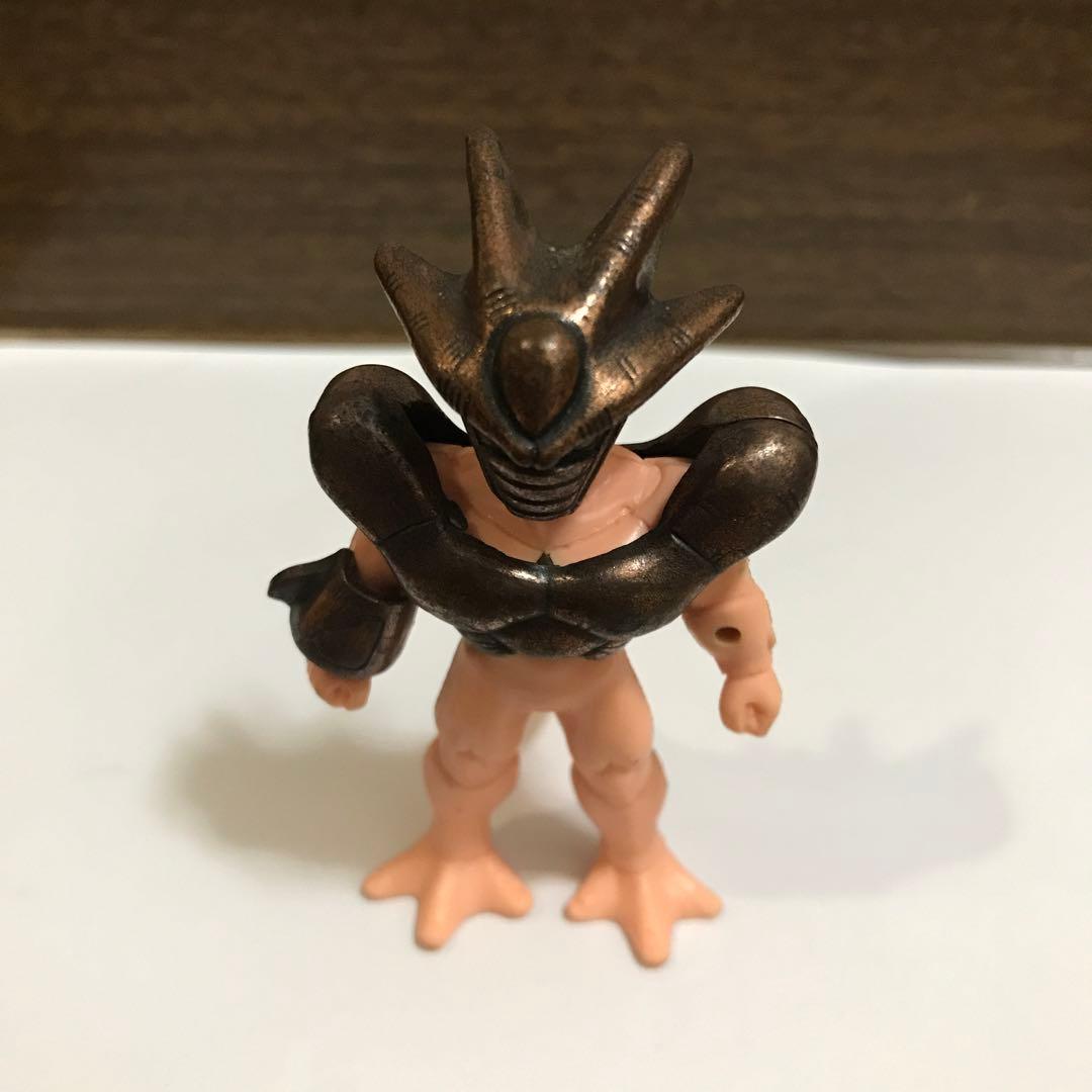 ドラゴンボールZ消しゴム クウラ メタルクロスアップ - メルカリ