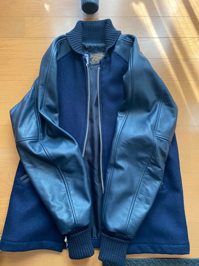 美品・大人気 スクーカム スタジャン レザー 34 ファラオ ダブルLENZIP