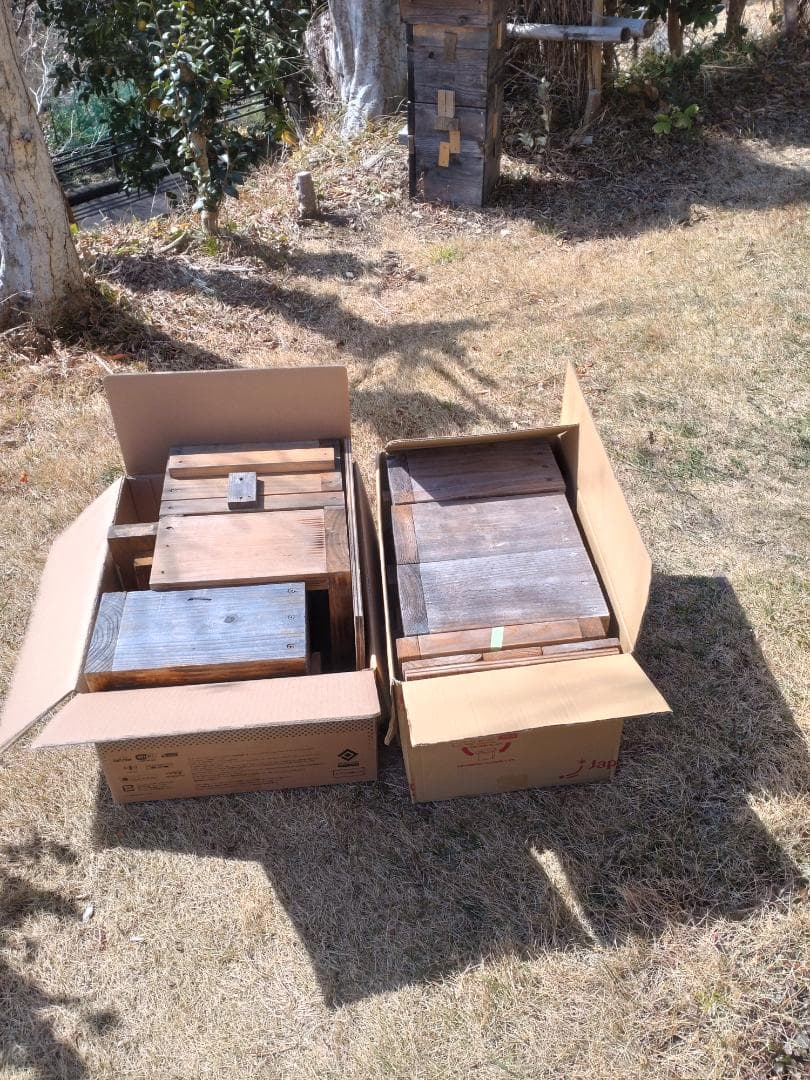 k*o様 日本蜜蜂重箱式巣箱（自然入居＆営巣実績有・中古）5段・すのこ