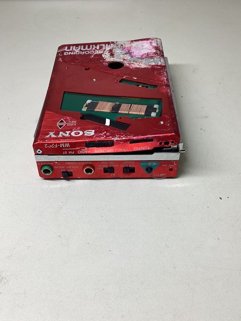 ジャンク SONY WALKMAN WM-F202 赤 カセットプレーヤー - メルカリ