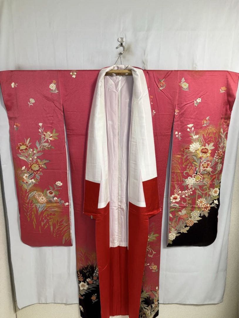 振袖 赤 花柄刺繍しつけ付きの通販はau PAY マーケット - 輸入雑貨の