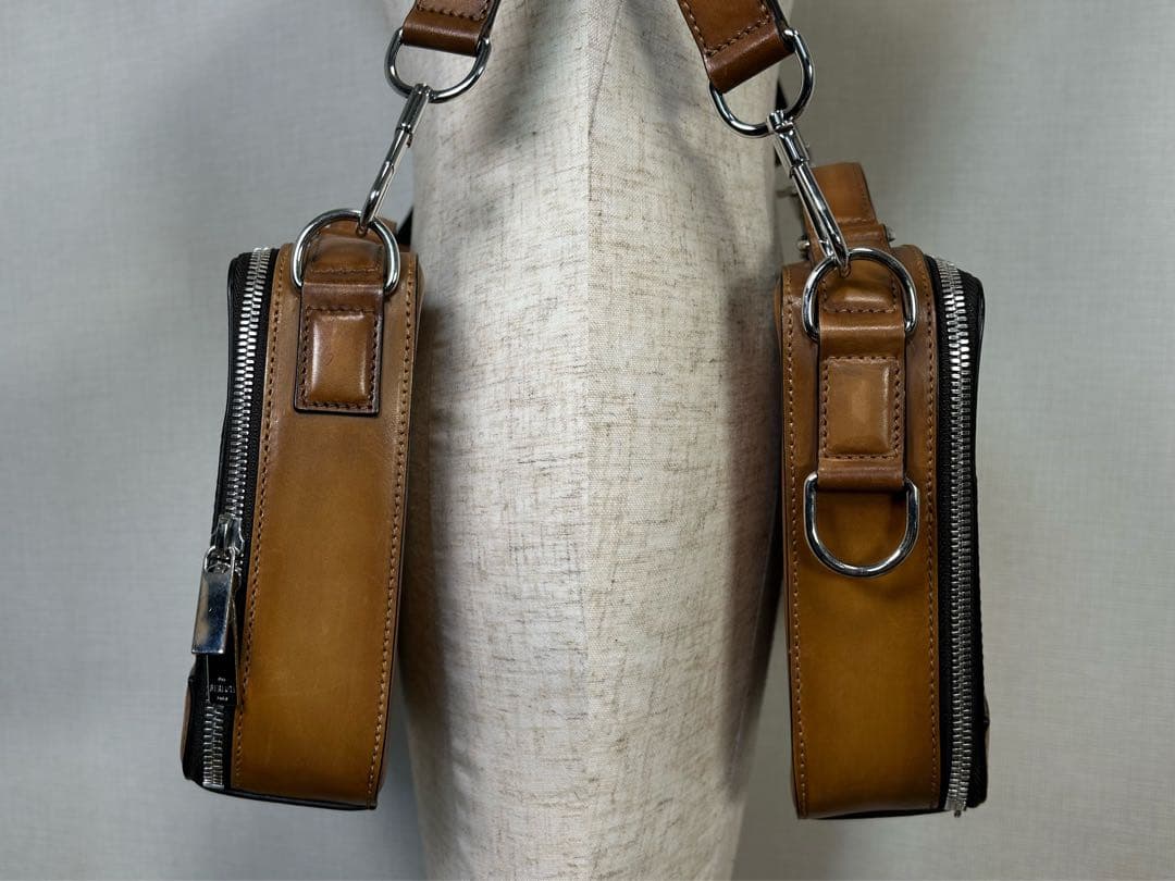 ほぼ新品 Berluti TAKE OFF PM スモール ショルダーバッグ - メルカリ