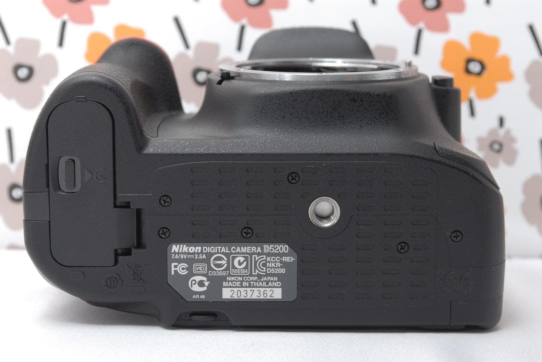 ❤Nikon D5200❤スマホ転送OK❤奇跡のショット数133回！❤美品