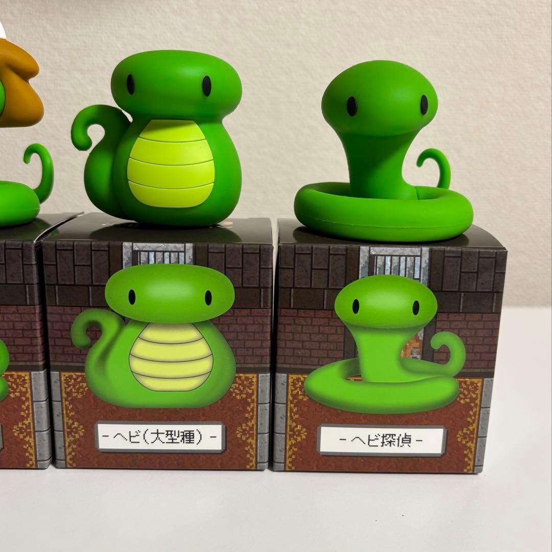 ヘビの命×牛沢 ラバーマスコット - メルカリ