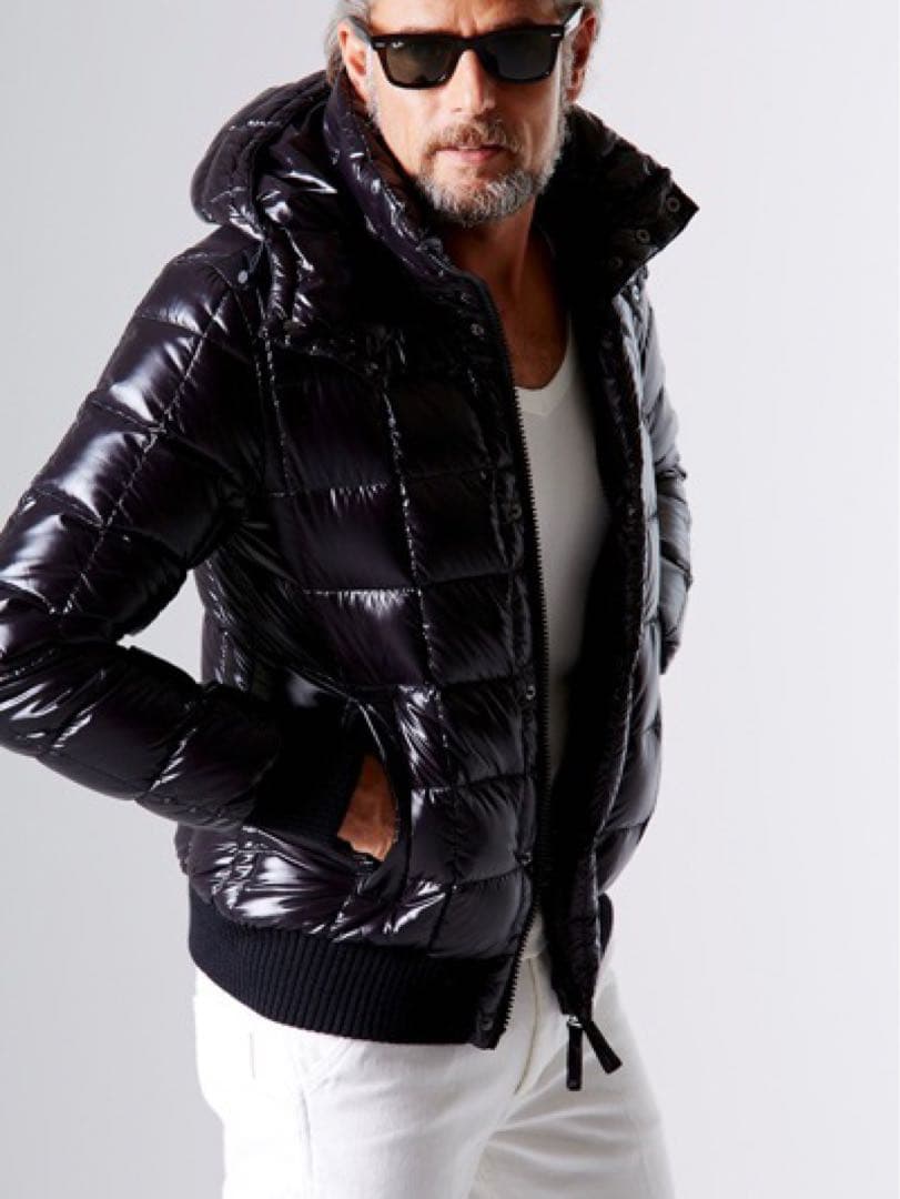 LEON誌 AKM×DUVETICA コラボダウンジャケット 定価13万円 - メルカリ