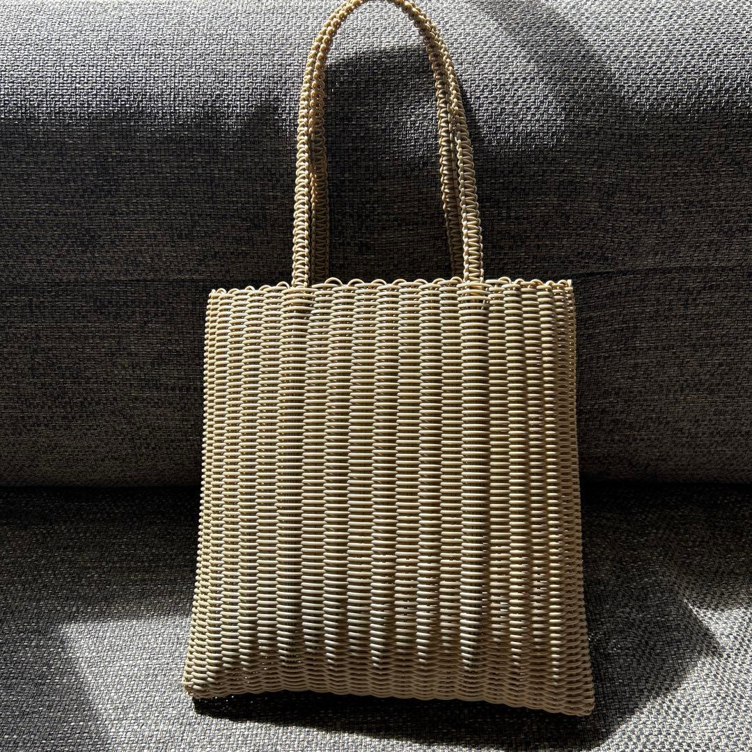 【専用、お取り置き】ミナペルホネン　STRING BAG かごバッグ 専用、お取り置き】ミナペルホネン STRING BAG かごバッグ - メルカリ