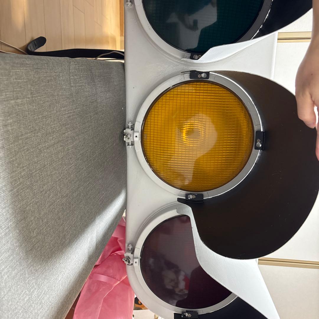 【極美品】本物　車両用信号機 極美品】本物 車両用信号機 - メルカリ