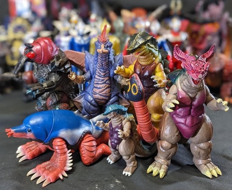 ウルトラマンコスモス＆登場怪獣・宇宙人ソフビフィギュア（バンダイ