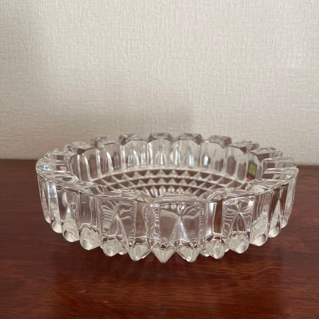 保谷クリスタル クリスタルガラス灰皿 円形ペーパーウェイト - メルカリ