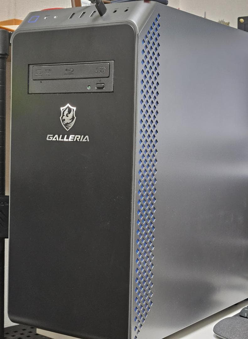 2398)FMV ESPRIMO i7 1TB ブルーレイ 美品 ゴールド富士通 Core i7