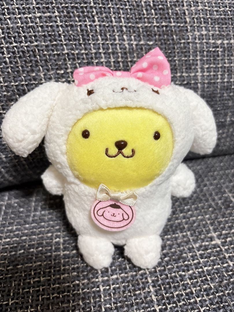 ポムポムプリン マカロン　マスコット　大阪限定 サンリオ】ポムポムプリンの可愛さが弾けるマカロン缶。マカロンでは