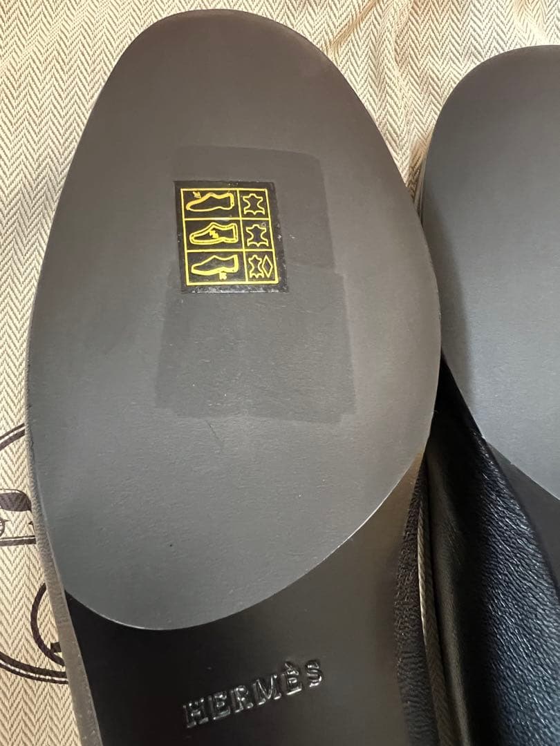 HERMES モカシン 《ジュリア》 《流行に左右されないデザイン》　サイズ37