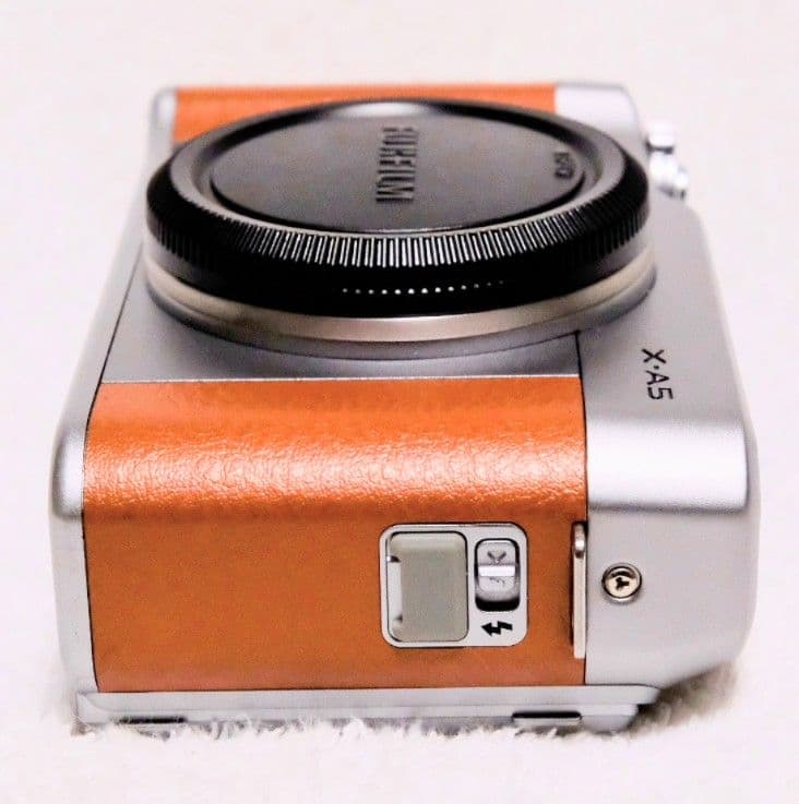 富士フイルム FUJIFILM X-A5 ブラウン ボディのみ - メルカリ