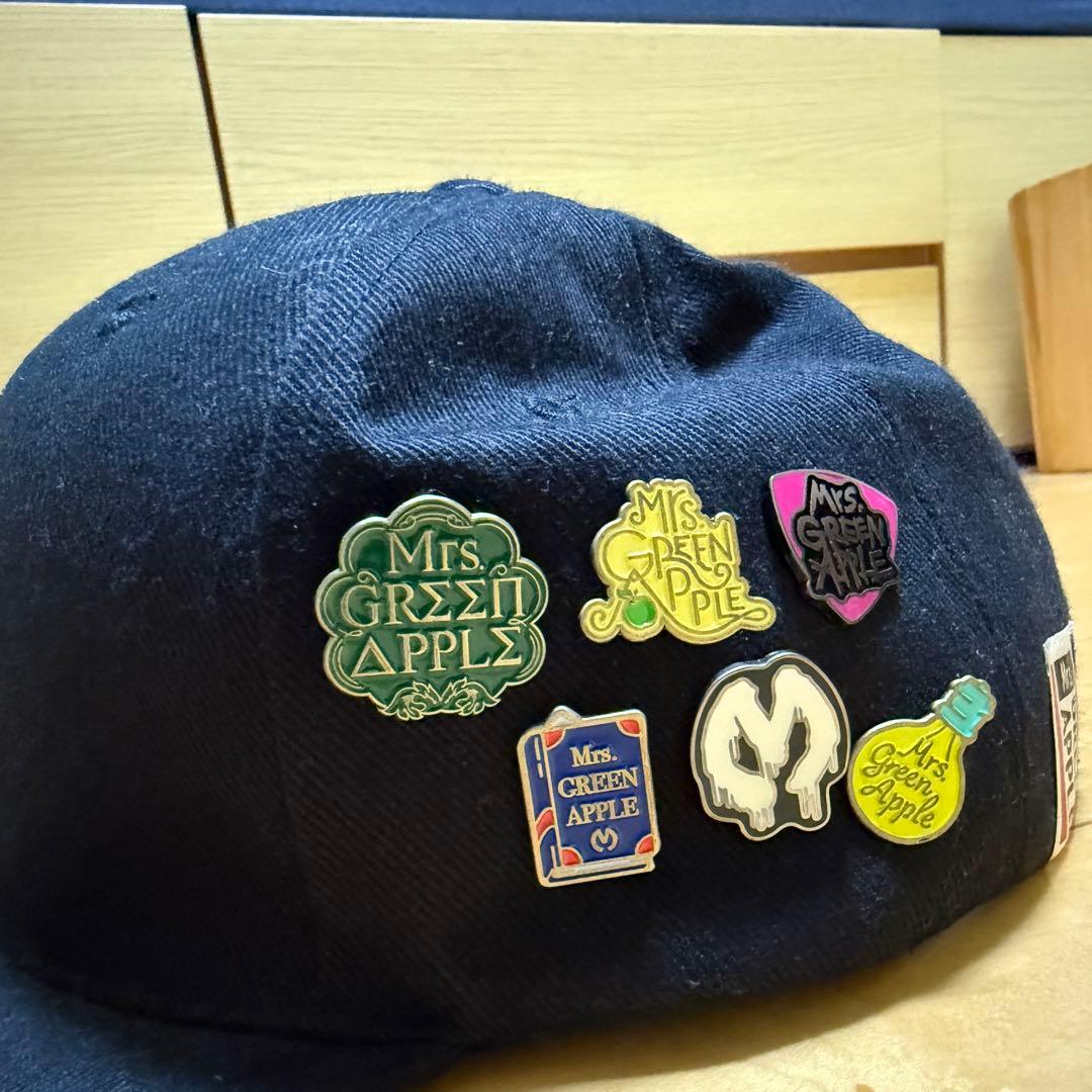 激レア】ミセスグリーンアップル MGAロゴキャップ ピンバッジ付き