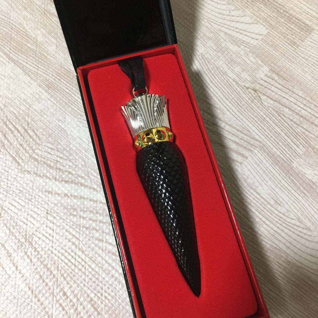 ルブタンリップ ルージュルブタン ベルベットマット Epic Brunette 318M - Christian