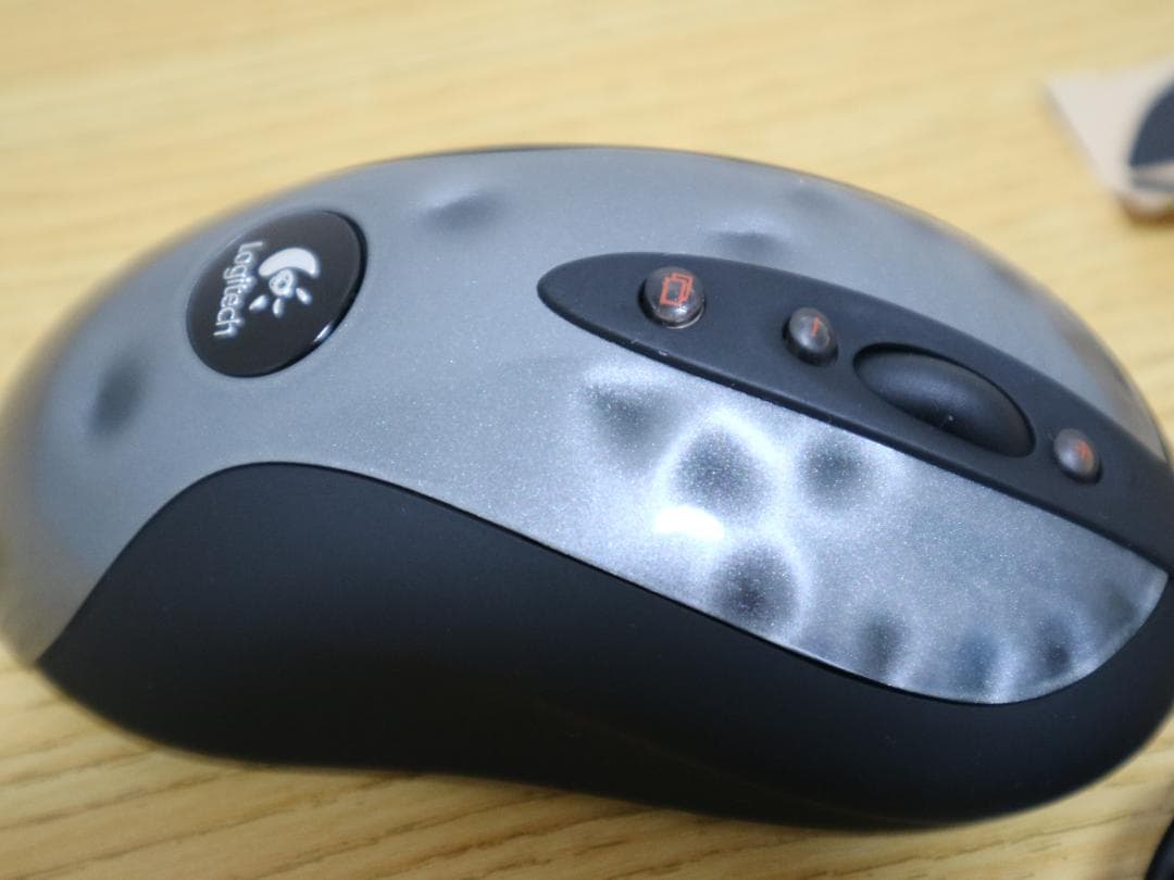 新品 Logitech MX518 ロジテック 有線ゲーミング レーザーマウス