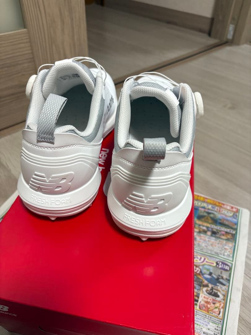 美品new balance UGS2500D ゴルフシューズ 26.0cm
