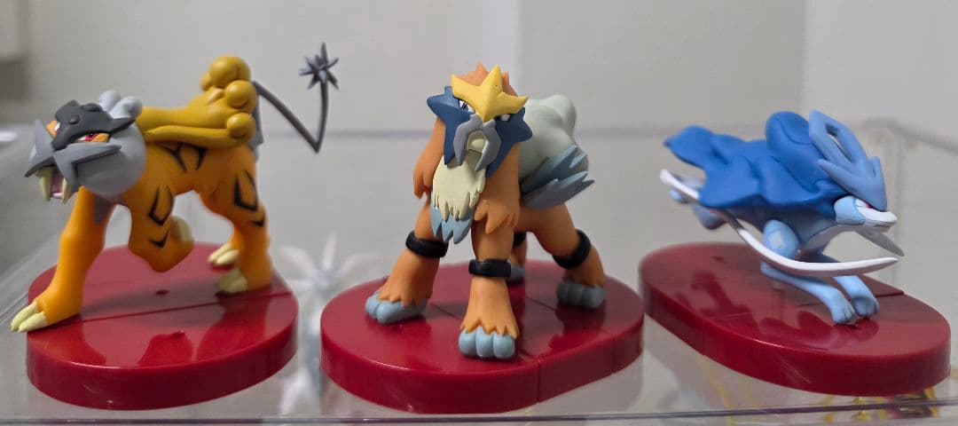 ポケモン 色違い フィギュア 3体セット エンテイ ライコウ スイクン