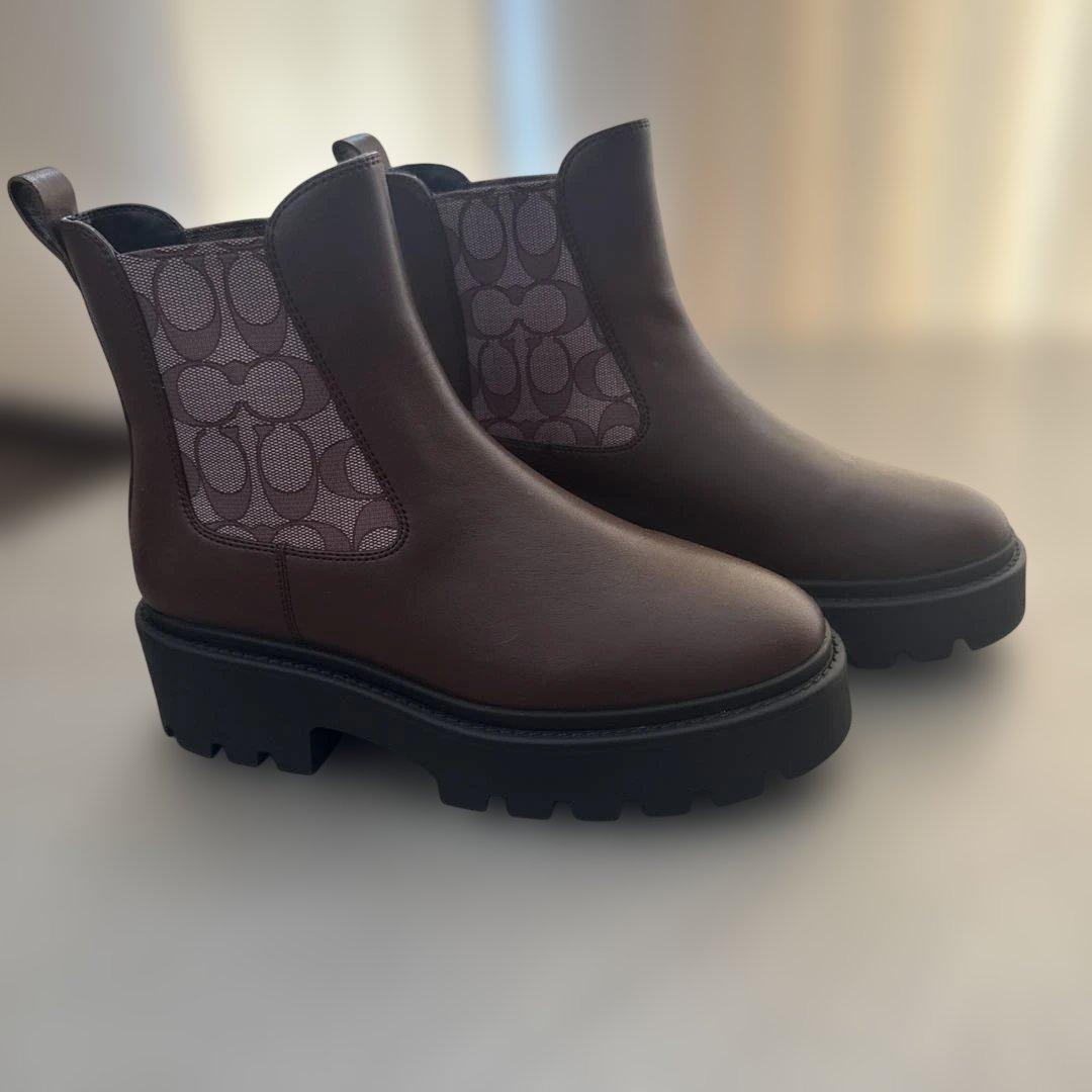 COACH（コーチ）のショートブーツです。 - メルカリ