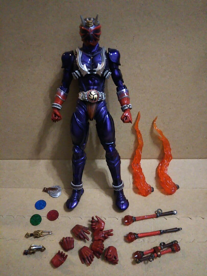 S.H.Figuarts 仮面ライダー アギト 響鬼 真骨彫