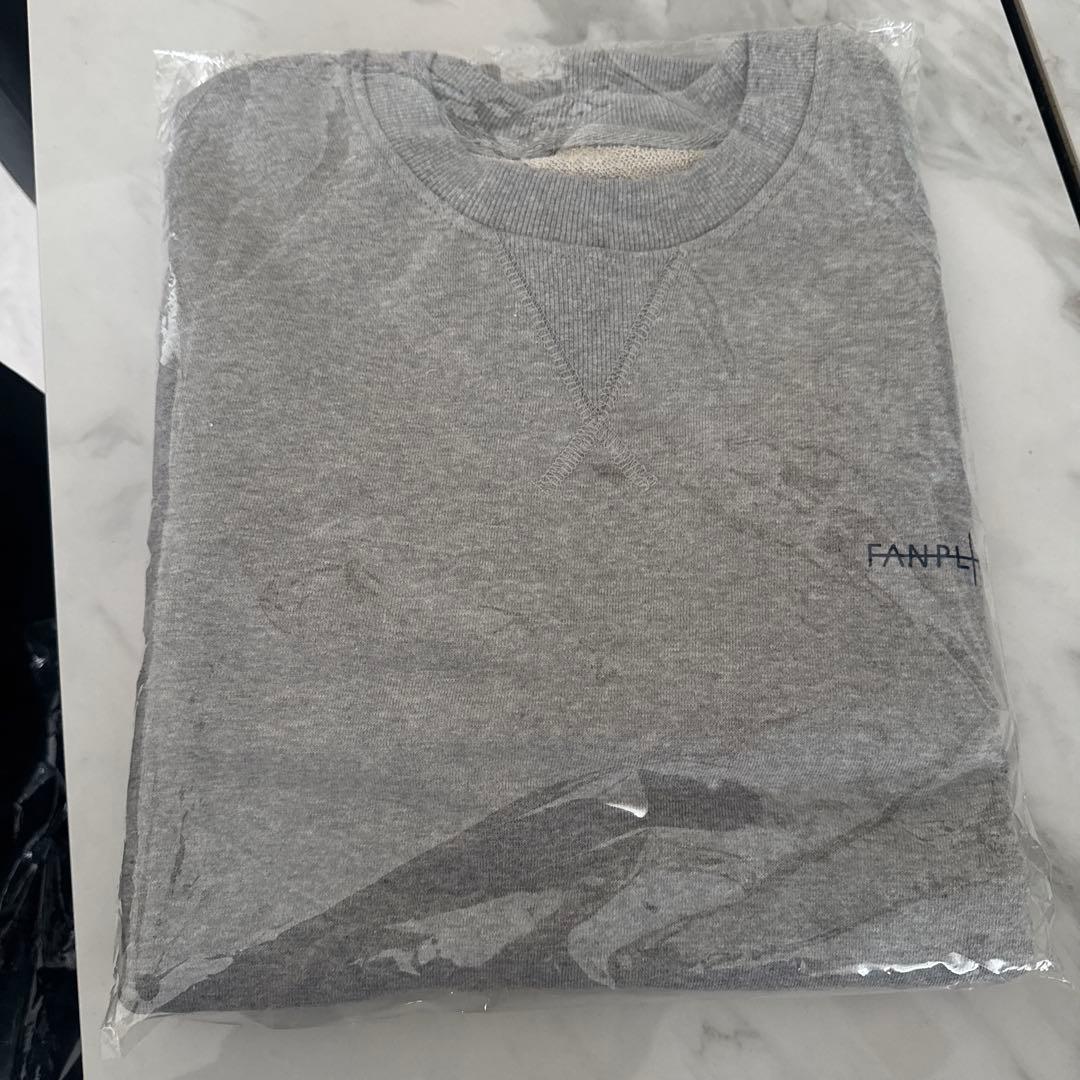 G-DRAGON 'FAM' MEETING SWEST SHIRT - メルカリ