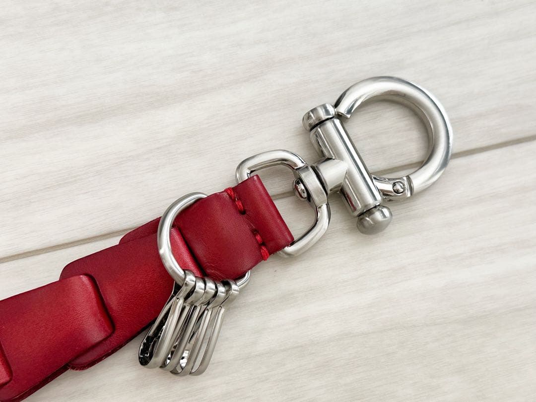 Llife LEATHER KEY CHAIN SIENNA - メルカリ