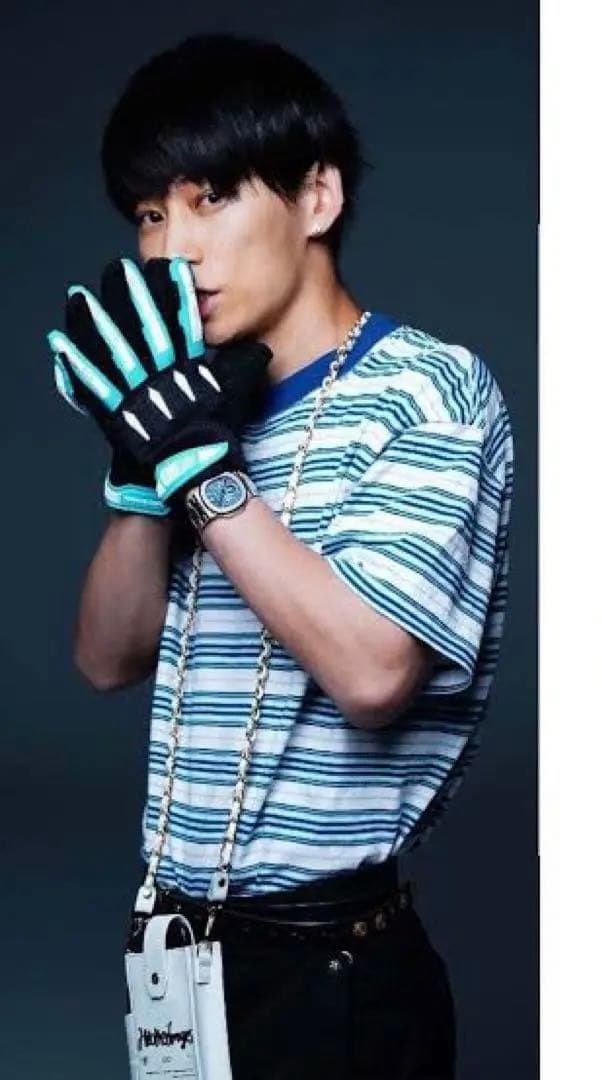 【最終値下げ】HOI×TAKUYA∞ \"KIGOU\" チェーンポーチ　ホワイト