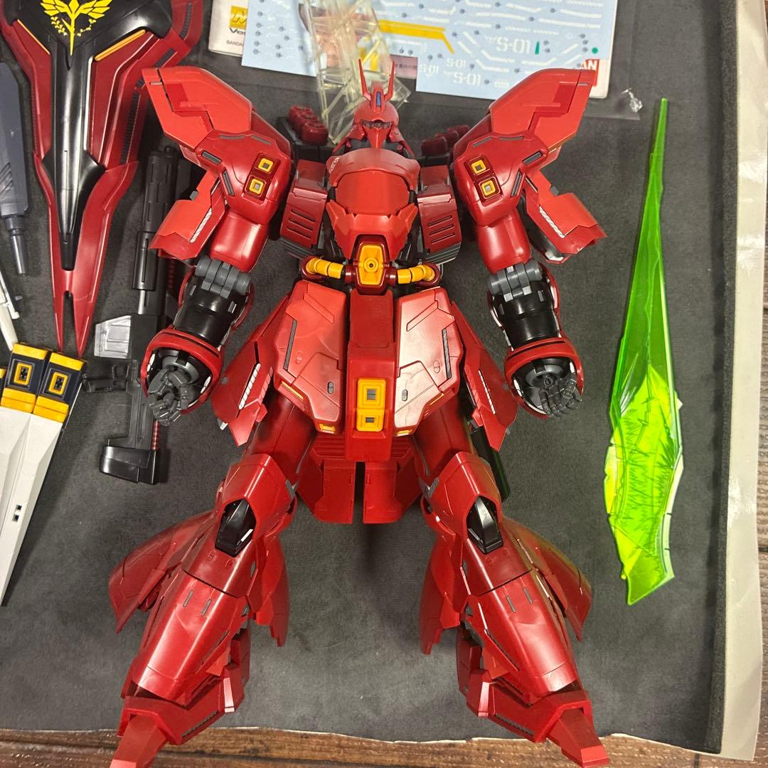 シ*グ様 ガンプラ（説明書付き）ジャンク品 MGνガンダム+サザビー ver