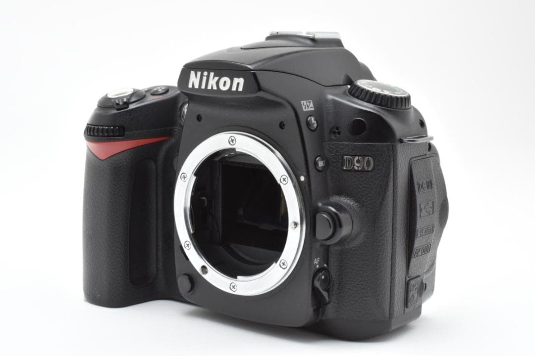 ⭐往年の名機⭐Nikon D90 サブ機にも！スマホ転送OK - メルカリ