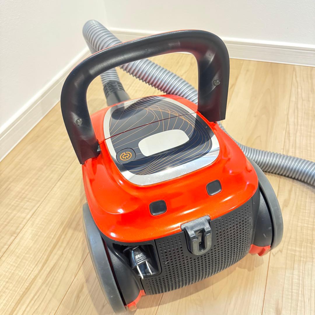 良品】 Electrolux 掃除機 EET530SO キャニスター式 コード - メルカリ