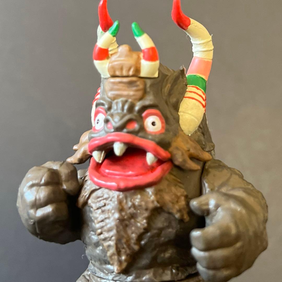 ウルトラセブンに登場のカプセル怪獣 ミクラス、ウィンダム2体セット