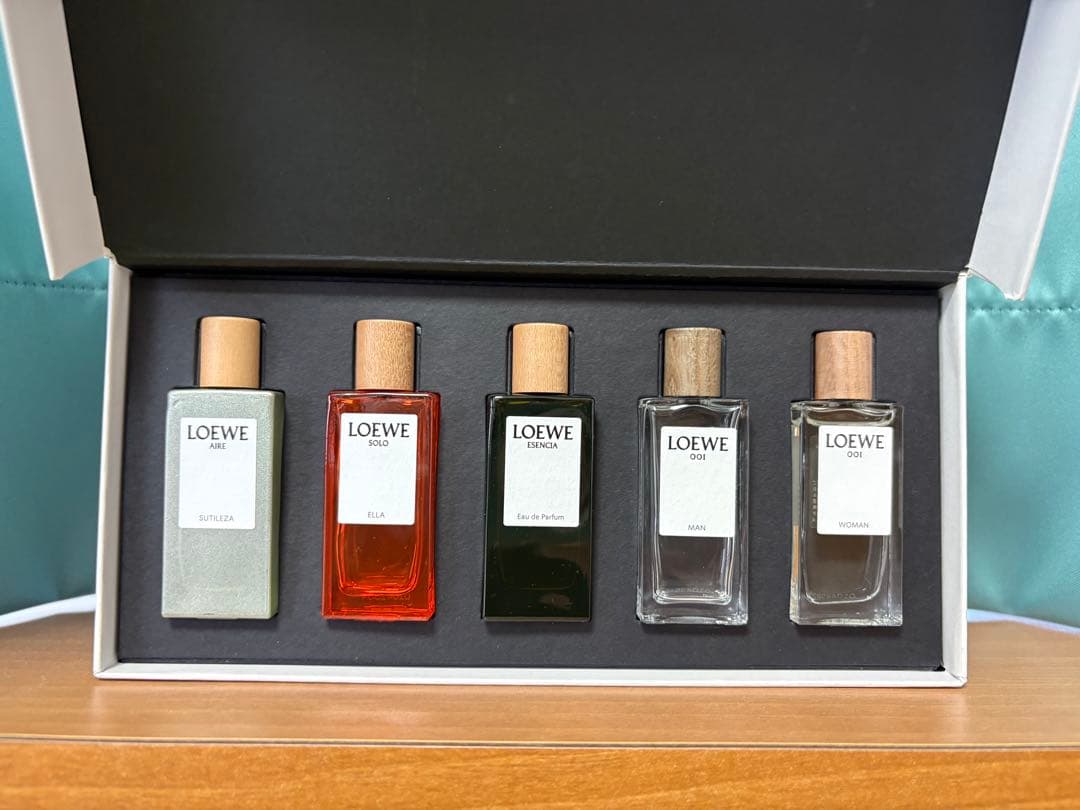 数量限定】LOEWE Perfumesロエベ ミニチュアセット 香水 - メルカリ
