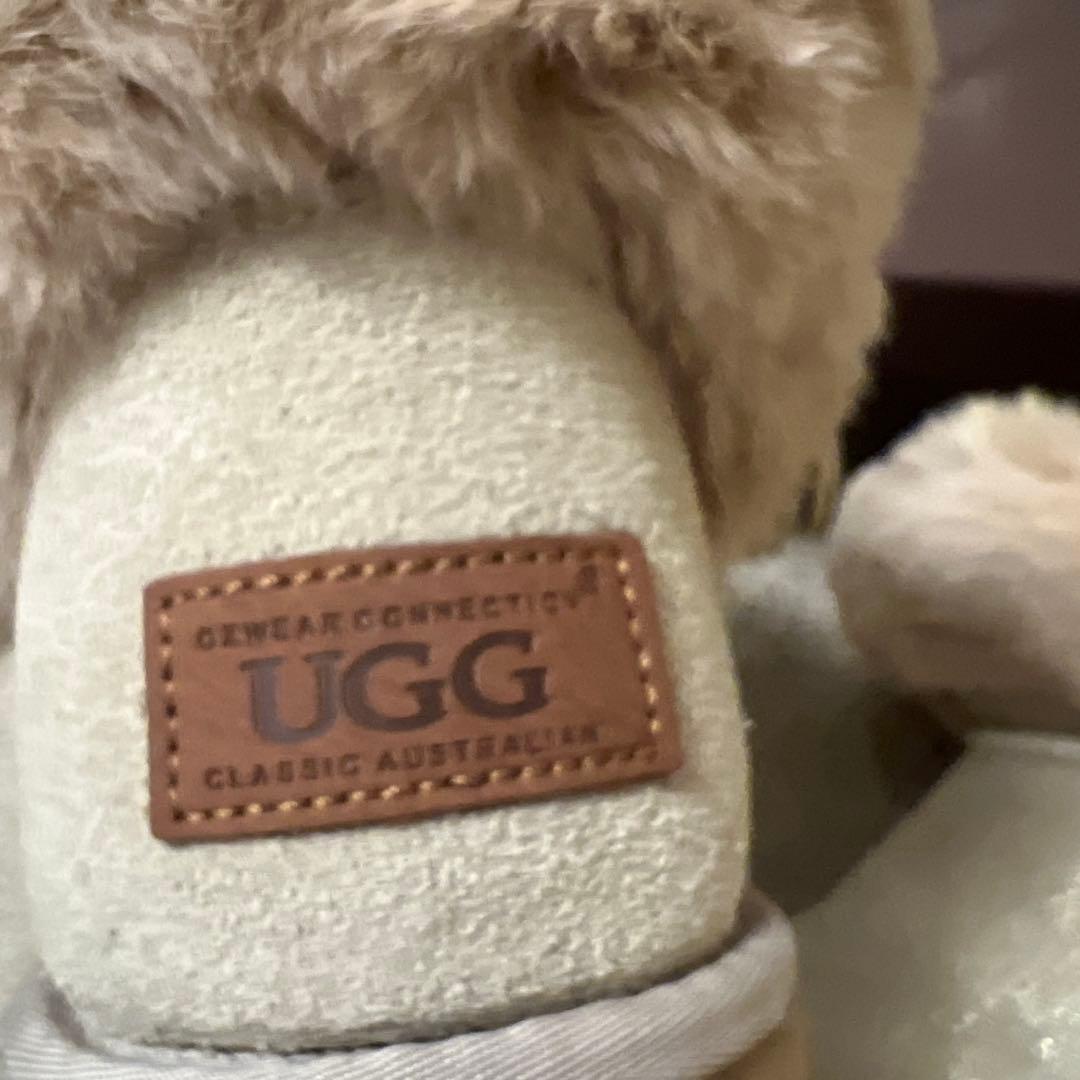 UGG ムートンブーツ ショート ファー付き タッセル ベージュ系 24.5cm