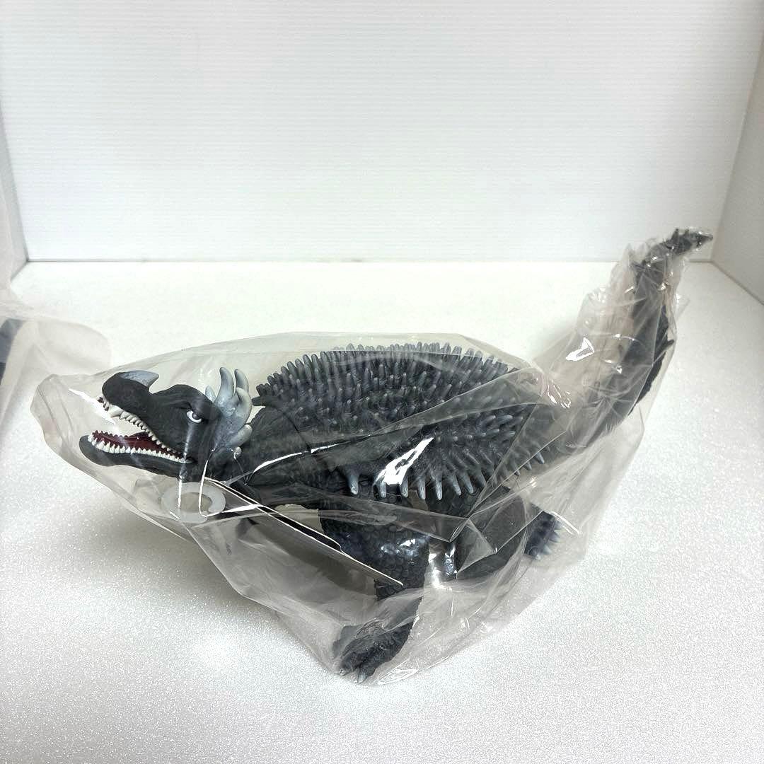 絶版】ムービーモンスター ゴロザウルス&アンギラス - メルカリ